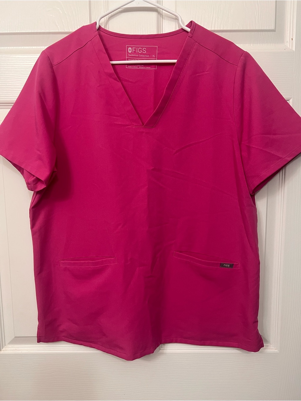 FIGS Casma Scrub Top XL Fing Pink F’ing Pink V-Neck 3-Pocket Women Limited Rare